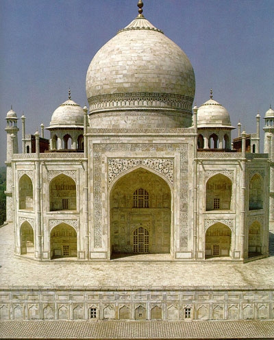 Ambisi Dubai...Membangun Replika Taj Mahal