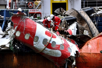 Laporan Resmi KNKT: Mengungkap Kronologi Jatuhnya Pesawat Air Asia QZ8501