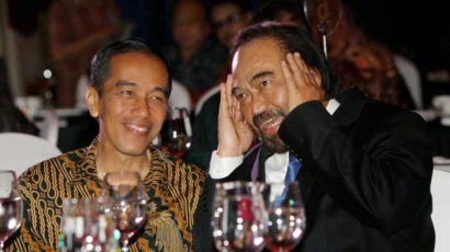 Trio 'Karatan' Pemoles Jokowi