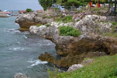 Pantai Tanjung Kodok yang Legendaris di Lamongan