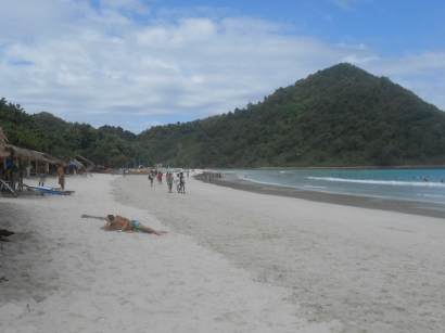 Pantai Selong Belanak Lombok, Keindahanmu membuatku Jatuh Cinta!
