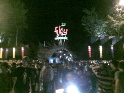 FKY (Festival Kesenian Yogyakarta) -Dodolan-