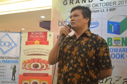 Mantan Pencuci Piring yang Menduniakan Kuliner Sumatera Barat