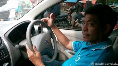 Menyetir Datsun Go Panca di Jalur Macet Jakarta