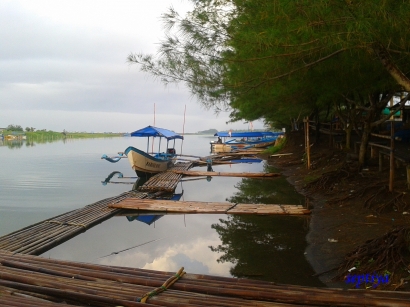 Wisata Laguna dan Pemecah Ombak, Alternatif Liburan Murah di Kulon Progo