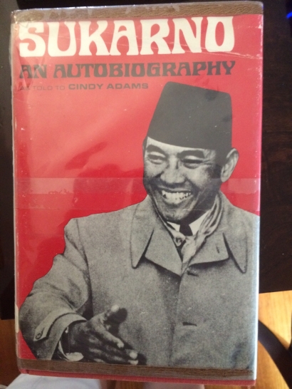 Siapa Menambah Dua Paragraf di Otobiografi Soekarno?