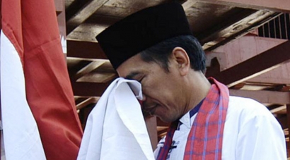 Jangan Tinggalkan Jokowi Saat Dia di Posisi Sulit