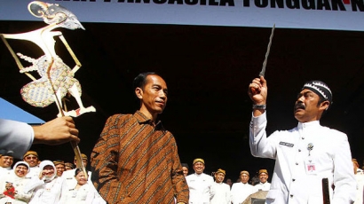 Mengadapi Mega dan Tolak Budi Gunawan, Jokowi Lakukan Ritual