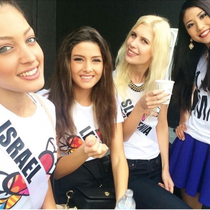 Miss Lebanon Bikin Gempar Gegara Selfie Bareng Miss Israel