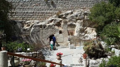 Garden Tomb, Versi Lain Makam Yesus