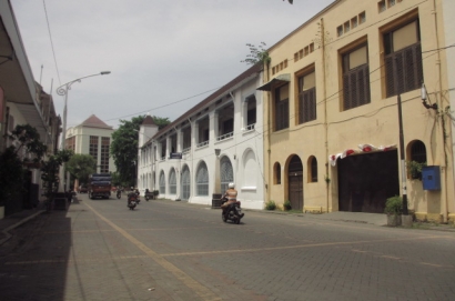 POLINES, Kota Lama,  Mesjid dan Kuil Sam Pook Kong  (Catatan Backpacker ke Semarang: Bag KEDUA - Selesai)