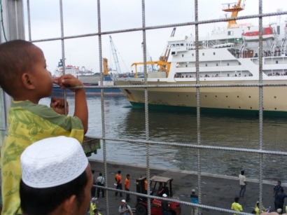 Pengalaman Naik Kapal Pelni #Diwawancarai Wartawan Pelabuhan