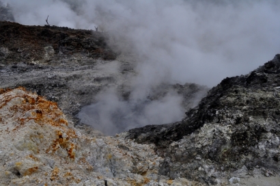 Kawah Ratu Gunung Salak : Keindahan yang Eksotis dan Penuh Mistis