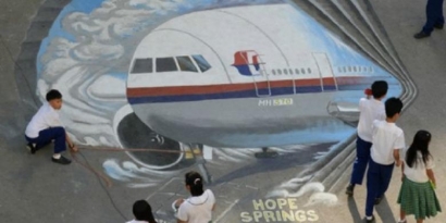 Pesan Philip Wood Penumpang MH370 Disandera adalah Hoax