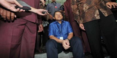 Tidak Relevan Kasus Hambalang Anas Dengan SBY dan Ibas