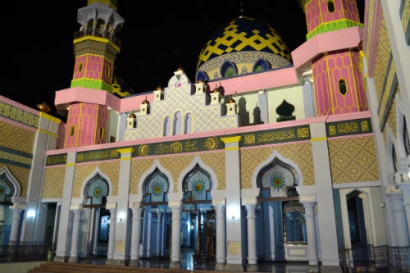 Kala Malam di Masjid Agung - Tuban